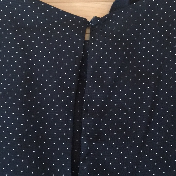 Ann Taylor blouse S tiny polkadots - Picture 6 of 6